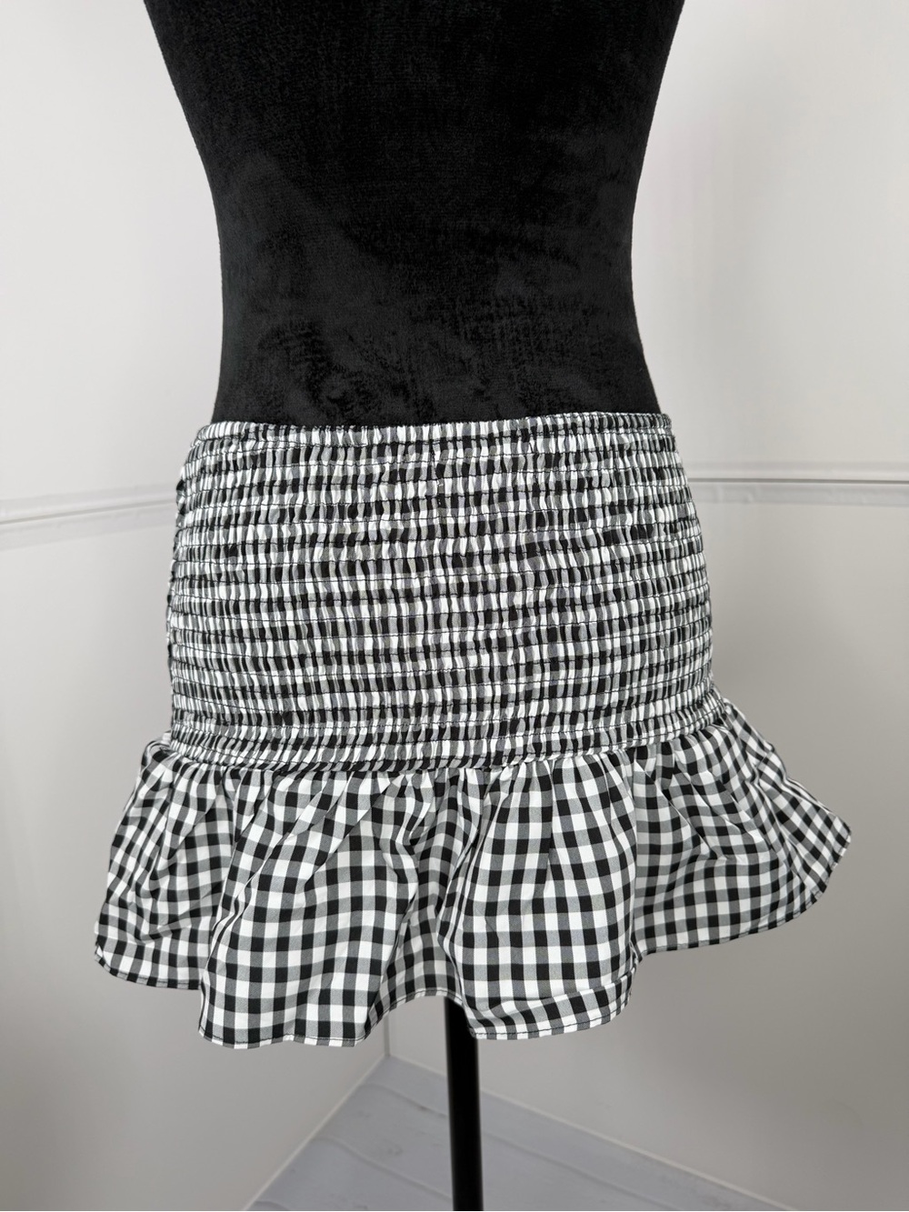 NWT PepperMayo Black White Gingham Smocked Mini Skirt Size 6 - Picture 6 of 9